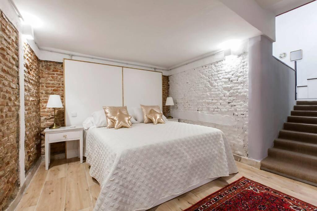 New Aptlocation Location Locationbar Apartment *