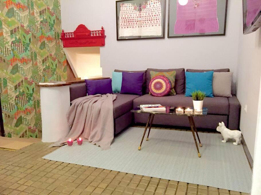 New Aptlocation Location Locationbar Apartment *